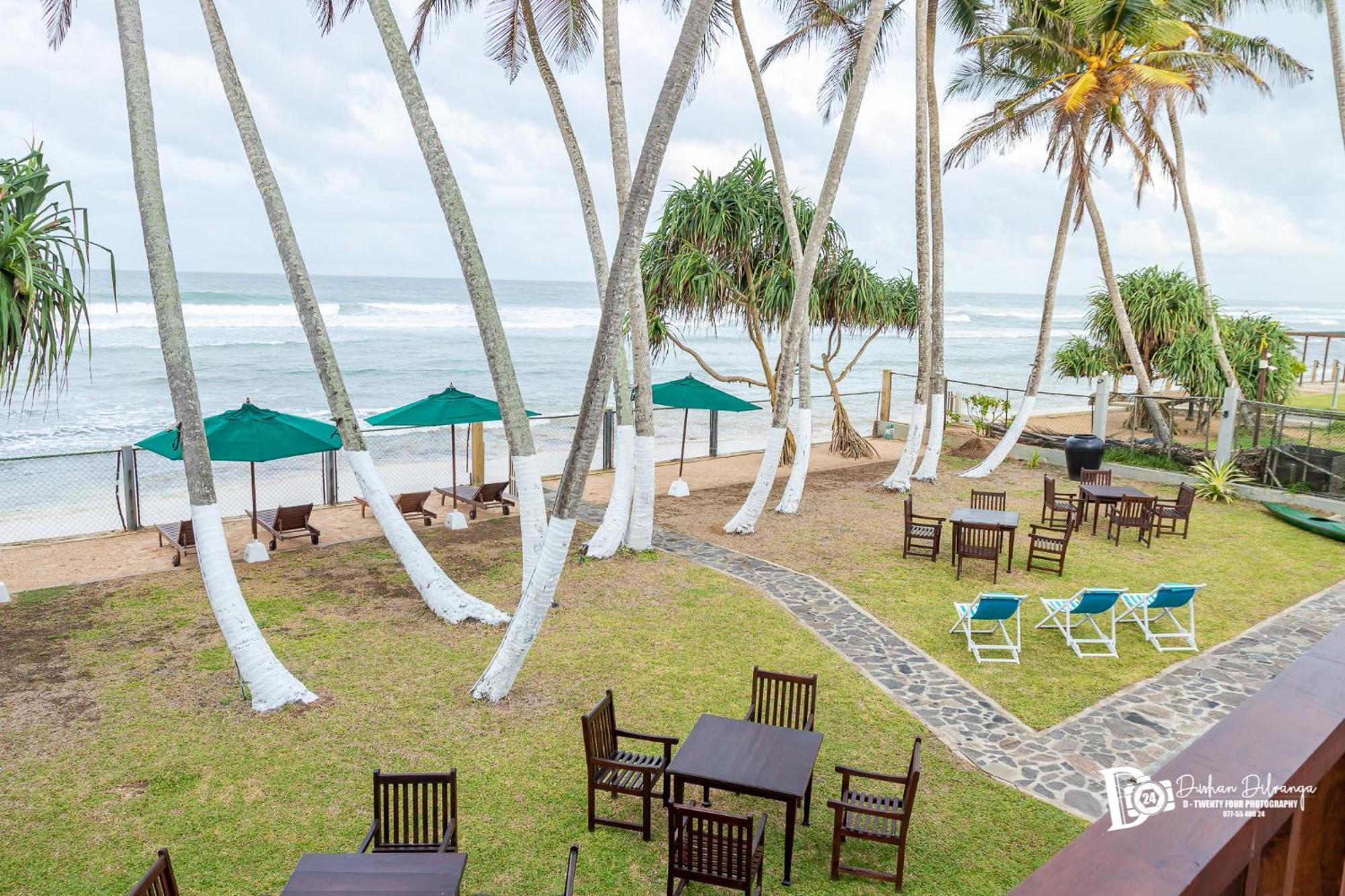 Shavara Beach Аханґама Екстер'єр фото